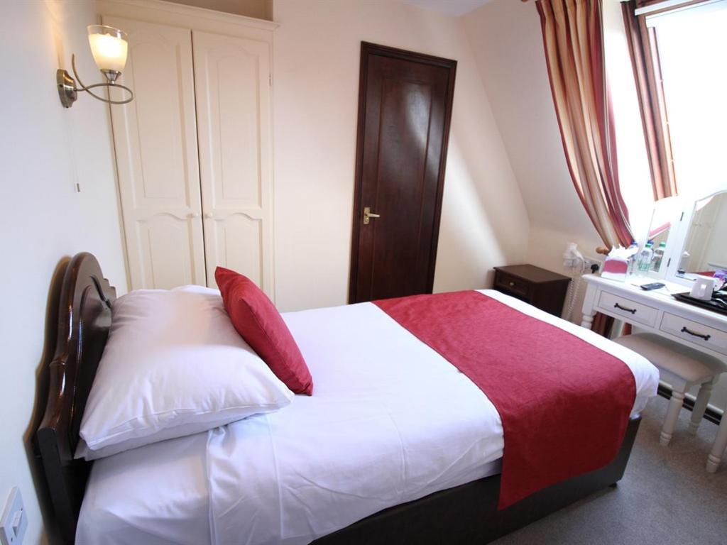 Pilgrims Hotel Canterbury Habitación foto