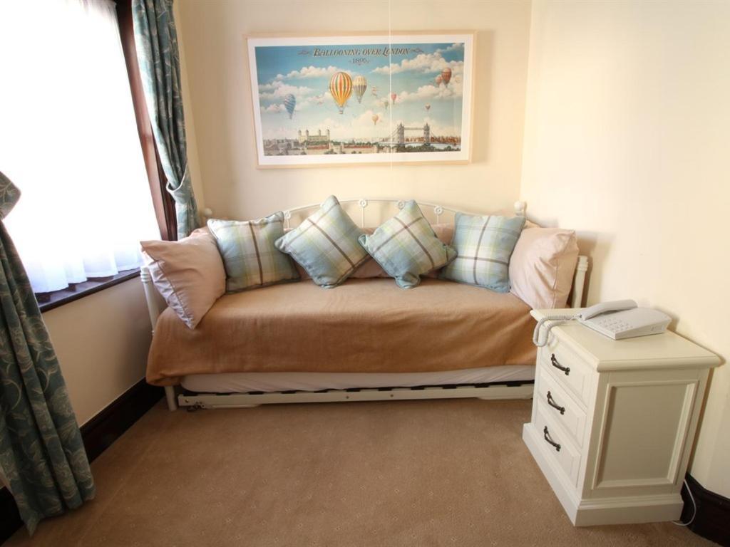 Pilgrims Hotel Canterbury Habitación foto